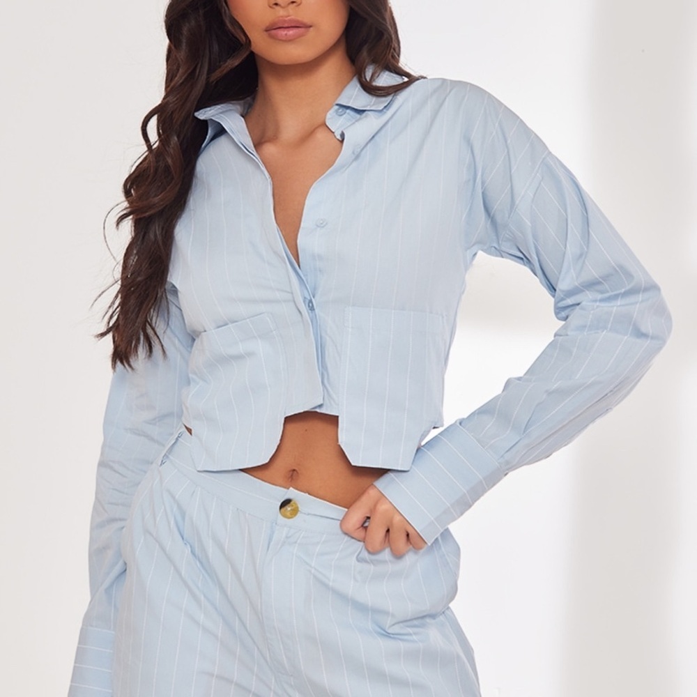 PrettyLittleThing Blue Pinstripe Pocket Detail Cropped Shirt – Size 10 – NWT